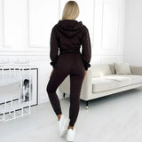 Livia – Set Sport Elegant și Confortabil
